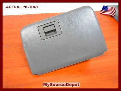 2000,2001,FORD,EXPLORER,GLOVE BOX  - Image 1 of 4