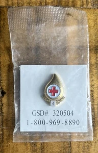 Vintage Red Cross 4 Gallon Blood Donor Lapel Pin GSD 320504 Blood Donation New - Picture 1 of 2