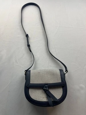 Kate Spade Knott中号斜挎包马鞍包海军蓝皮革 — 第 1/4 张图片