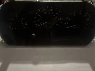 Cuadro de instrumentos velocímetro Toyota Camry 1997-2001 V6 Foto 1 de 4