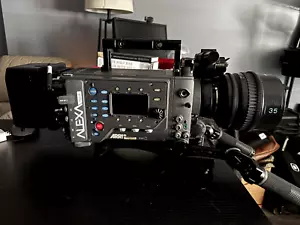 Arri ALEXA Plus Kit - Picture 1 of 4