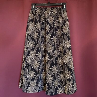 Falda BonWorth Negra Tostada Floral Bolsillos Cintura Elástica Talla XS Pequeña Foto 1 de 4