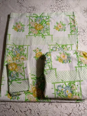 Sábana Ajustable Plana Completa Cañón Monticello 3 Piezas De Colección VENTANA JARDÍN Enrejado Floral Foto 1 de 4