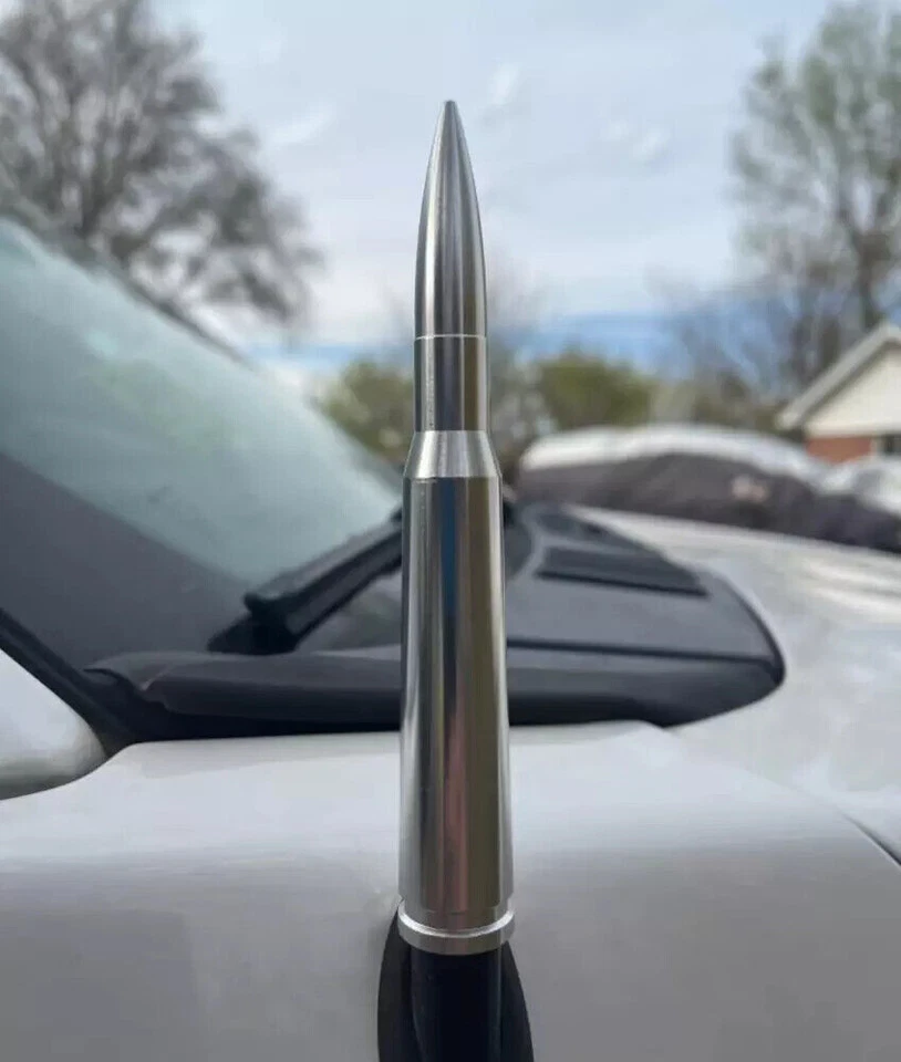 ANTENA BALA PLATEADA 50 CAL CHEVROLET SILVERADO 1500/2500/3500/GMC SIERRA Foto 1 de 4