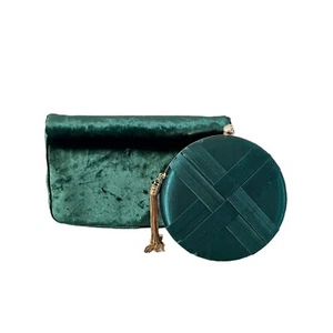 Set of Two Emerald Green Clutch Bags - Picture 1 of 11