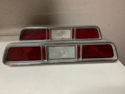 Luces traseras Chevy Impala Bel Air 1967 OEM 67 Chevrolet Foto 1 de 4