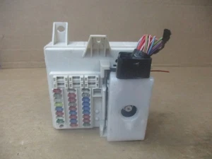 12 2012 Buick Enclave Interior Cabin Fuse Box Relay Junction Block 20934630 - Picture 1 of 3