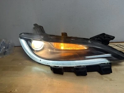 Faro halógeno Chrysler 200 pasajeros 2015 2016 2017 bisel negro LED OEM 2015 Foto 1 de 4