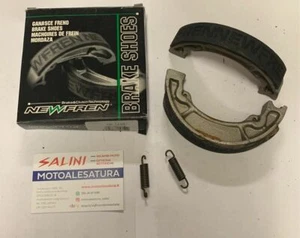 Pair Of Brake Shoes Front / Rear Yamaha IT 200 CC 1984 - Picture 1 of 1