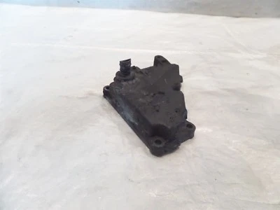 Cubierta de válvula respirador del cárter del motor Yamaha YZF-R6 YZFR6 YZF R6 2006-2009 Foto 1 de 4