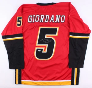 Mark Giordano Signed Flames Captain's Jersey (Beckett COA) All Star Defenseman - Picture 1 of 6