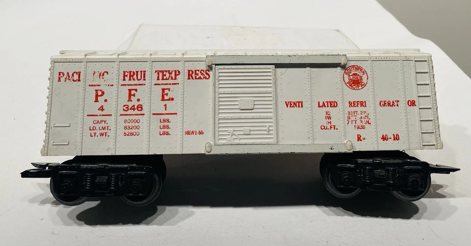 Coche caja refrigerador Marx 43461 PFE - 8 ruedas - acopladores inclinables de plástico Foto 1 de 4