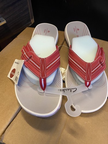 Sandali infradito CLARKS 11 CLOUDSTEPPERS rosso nuovi con etichetta