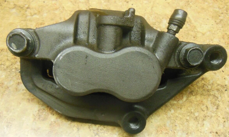 Pinza de freno de disco delantera derecha Yamaha FZ6 FZ 6 FZ6-R 6 FZ600R 2011 FZ6R 11 Foto 1 de 1