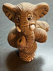 GRAVENBERG Figur TANZENDER ELEPHANT  Keramik handgeritzt in Uruguay 