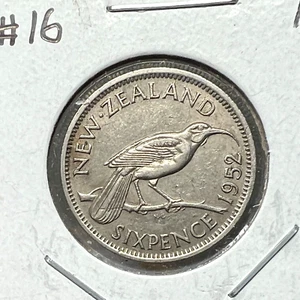 1952 NEW ZEALAND 6 PENCE HIGH GRADE  COIN - Picture 1 of 2