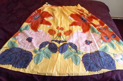 Size 24 Stunning Tropical Print Maxi Skirt with yellow background - Image 1 of 4