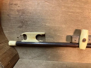 Antique Violin Bow W/ Bone Frog in Wood Violin Case W/ Bone Latches - Picture 1 of 17