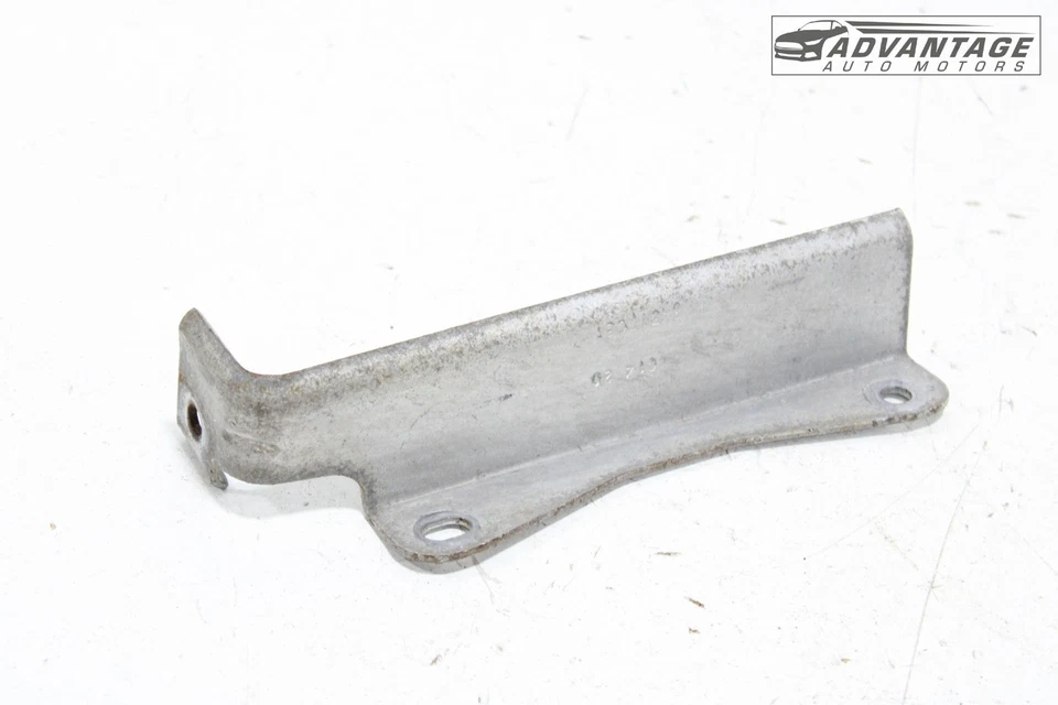 Chevrolet Colorado 2017-2022 sistema de escape montaje delantero soporte OEM Foto 1 de 4