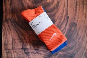 NWT Nike Everyday Plus Cushioned Crew Socks Dri-Fit 3 Pack Red, Blue, Orange - Picture 1 of 6