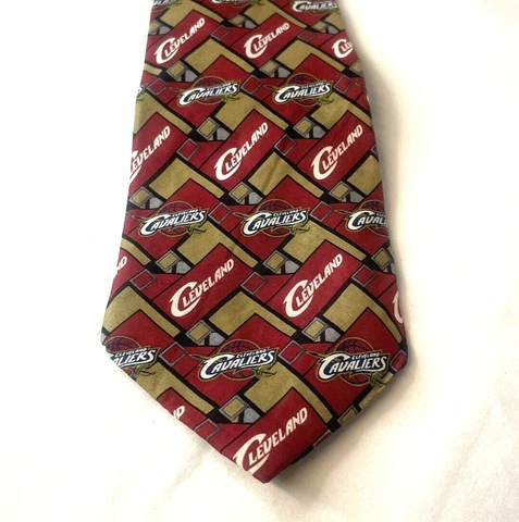 NBA Basketball Cleveland Cavaliers Men's Red Necktie 100% Silk Cover