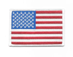USA Flagge bestickt Schulter Patch weißer Rand NEU UNBENUTZT - Bild 1 von 1