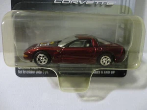 Johnny Lightning 2003 CORVETTE Red '03 Chevy w/RR Real Rubber BLOOMINGTON GOLD - Picture 1 of 3