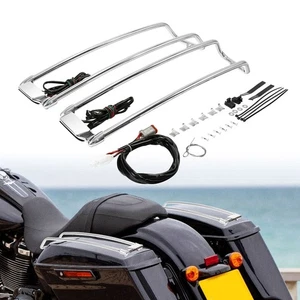 Saddlebag Lid Top Rail & LED Light Fits For Harley Touring Road King Glide 94-13 - Foto 1 di 22