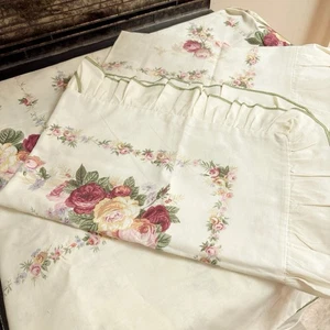 JUEGO DE FUNDA NÓRDICA VINTAGE DORMA FLORAL REVERSIBLE KING SIZE Y 2 FUNDAS DE ALMOHADA. - Imagen 1 de 7