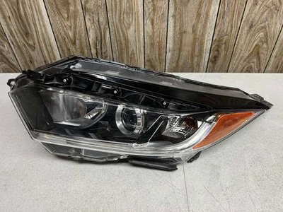 2019-2020 Honda HR-V Left Driver Side Headlight OEM 100-7R014 - Image 1 of 4