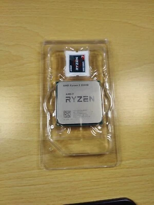 AMD Ryzen 3 2200G 3.50 GHz Quad-Core (YD2200C5FBBOX) Processor - Image 1 of 4