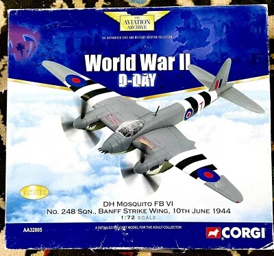 corgi aa32805 Mosquito D-Day stripes - Image 1 of 4