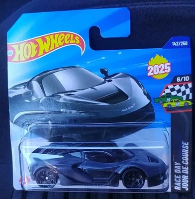 Hot Wheels Case Q 2025 McLaren W1 Nera 1:64 - Immagine 1 di 4