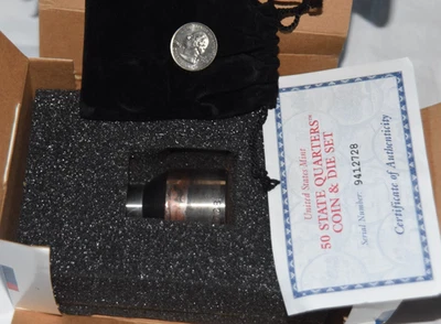 US Mint COIN & DIE Set 1999 Quarter Philadelphia Original Box & COA - Image 1 of 4