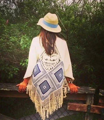 Mantón Anthropologie Maddison Angel Of The North Chapala Crochet Envoltura Azul Crema Foto 1 de 4