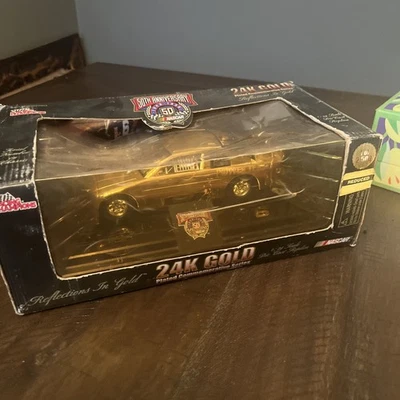 Racing Champions ouro 24K #26 Pop Secret 1998 NASCAR 1:24 - Imagem 1 de 4