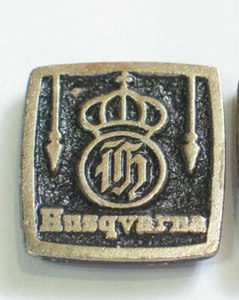 Vintage Husqvarna Motorcycle Pin (1) pin the Brassy (Ask if Prefer Silve - Picture 1 of 3