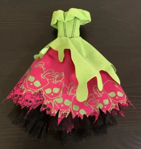 MONSTER HOHE PUPPE GRUSELIGE SCHNEEBISS DRACULAURA KLEID - Bild 1 von 1