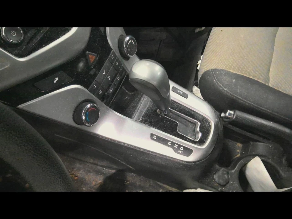 CRUZE     2015 Transmission Shift 733128 - Image 1 of 1