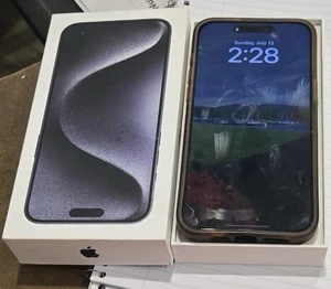 iPhone 15 Pro Max Unlocked Smartphone 256GB Pre-owned - Photo 1 sur 2