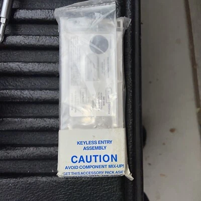 Teclado de puerta de garaje Craftsman 139.53684 sin llave nuevo botón rojo OEM Foto 1 de 2