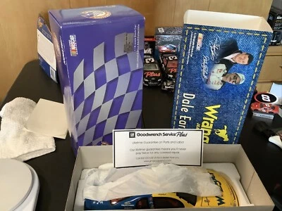 Dale Earnhardt #3 GM Goodwrench SP Wrangler Diecast Action 1:18 NASCAR MINT - Image 1 of 4