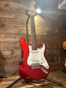 Chitarra elettrica Fender MIJ Stratocaster rossa testata dal Giappone USATA - Foto 1 di 2