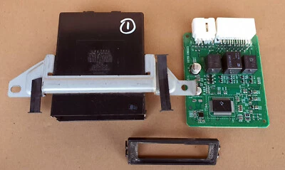 2003-2009 TOYOTA 4RUNNER Tailgate Liftgate Multiplex Control Module 89222-35010 - Image 1 of 4