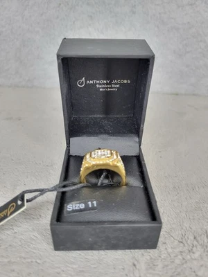 Anthony Jacobs 男式不锈钢金色戒指带宝石尺寸 11 — 第 1/4 张图片