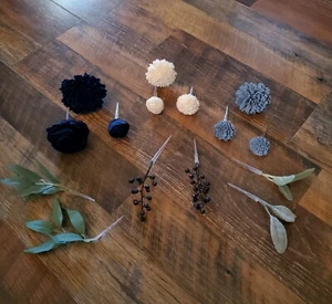 15 Stck. Dusty Blue Navy Hochzeitstorte Blumendekor Weiß Künstliches Sola Holz - Bild 1 von 1