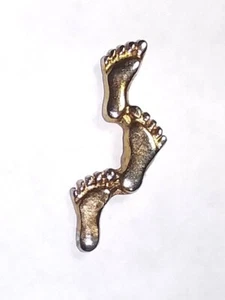 Vintage Three Footprints in Sand Tie Tack Lapel Pin - Christian - Gold Tone - Picture 1 of 3