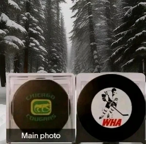1972 WHA CHICAGO COUGARS 🐆 OFFICIAL GAME PUCK OLD SLUG MADE IN CANADA 🇨🇦 - Picture 1 of 8