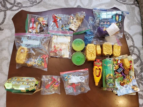 Treasure X Action Figure Large Lot & Accessories - Moose Toys Cover