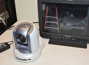 Sony BRC 300 Tilt Pan Zoom Remote Video Camera + Charger BRBK-302 SDI card - Picture 1 of 4